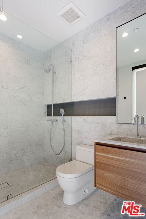 2919 Sanborn Avenue Property Photo 32