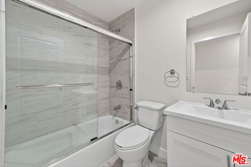 3436 Hunter Street 1/4 Property Photo 29