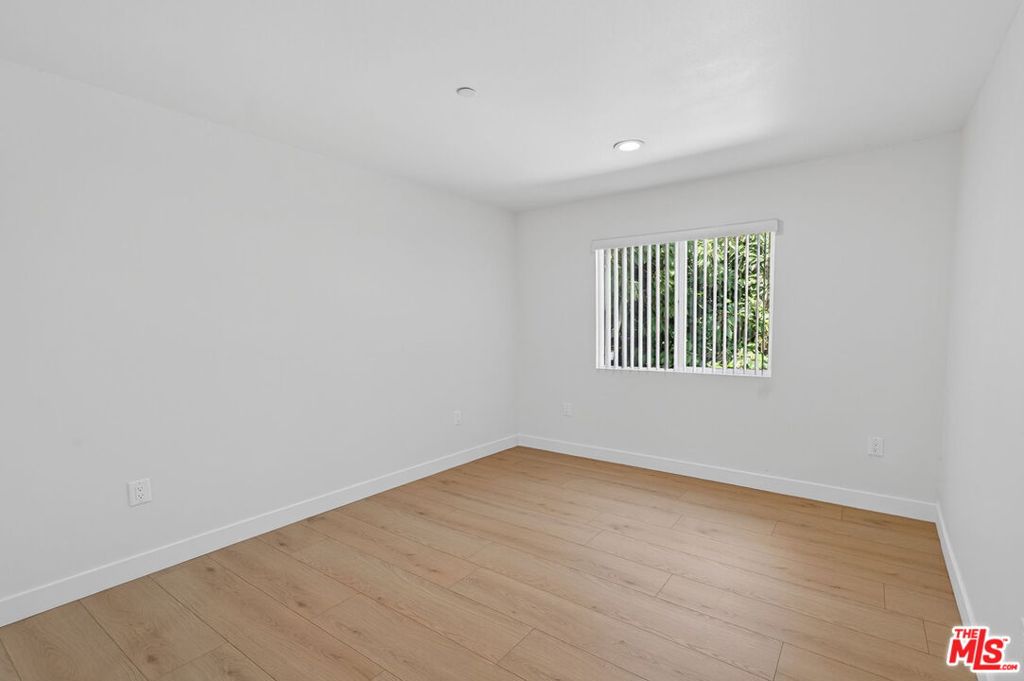3436 Hunter Street 1/4 Property Photo 41