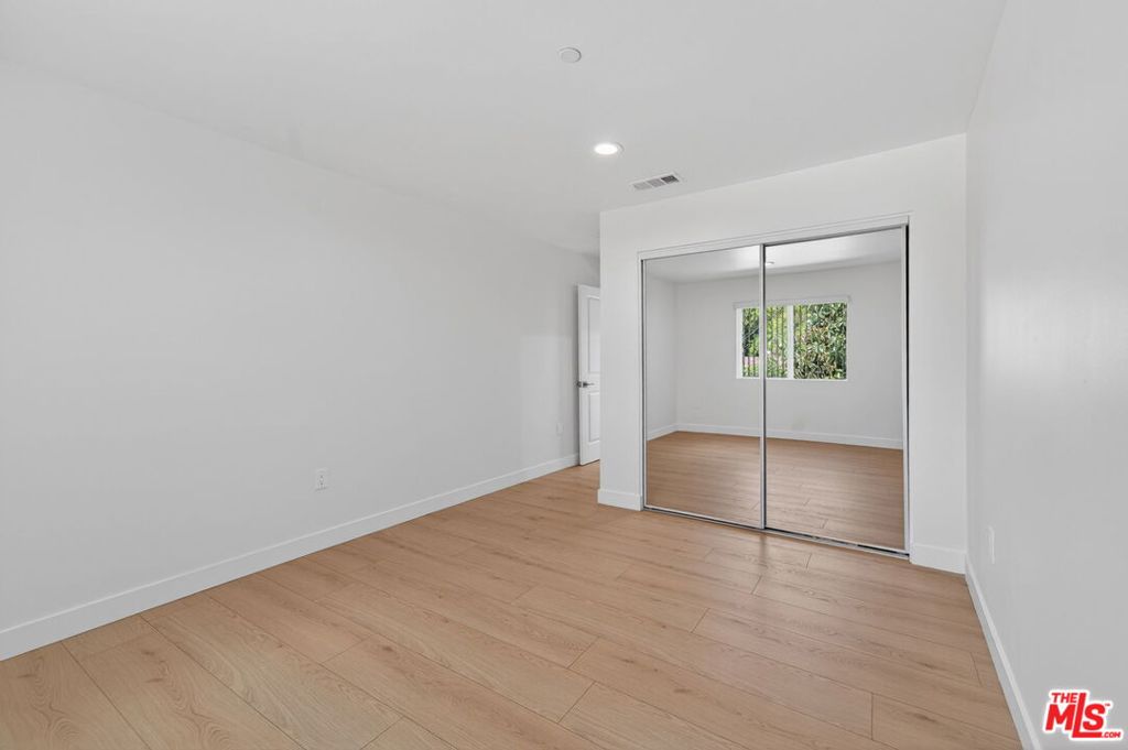 3436 Hunter Street 1/4 Property Photo 45