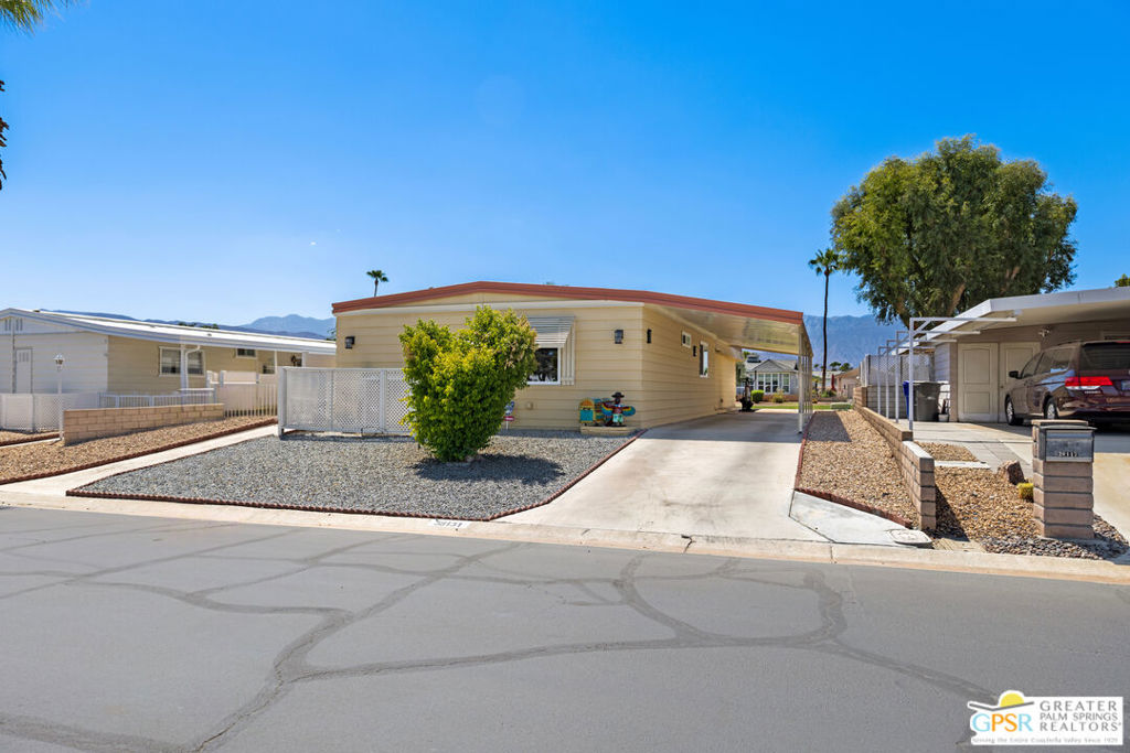 38131 Pigeon Springs Drive Property Photo 1