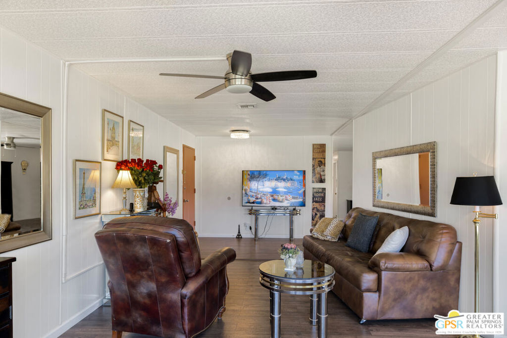 38131 Pigeon Springs Drive Property Photo 2
