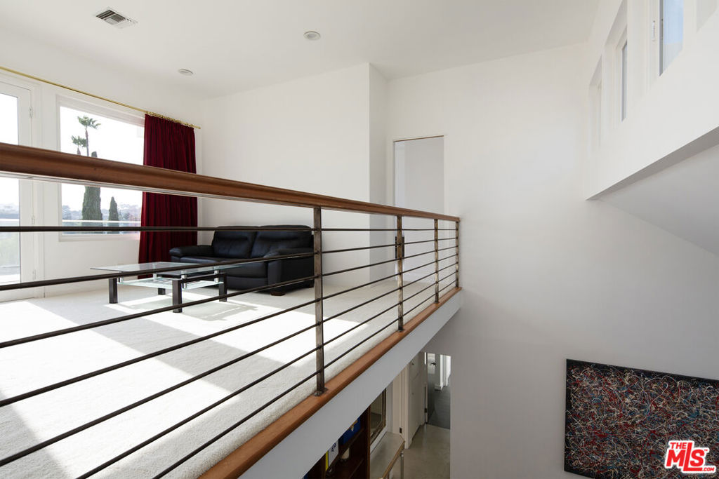 5518 Tuxedo Terrace Property Photo 15