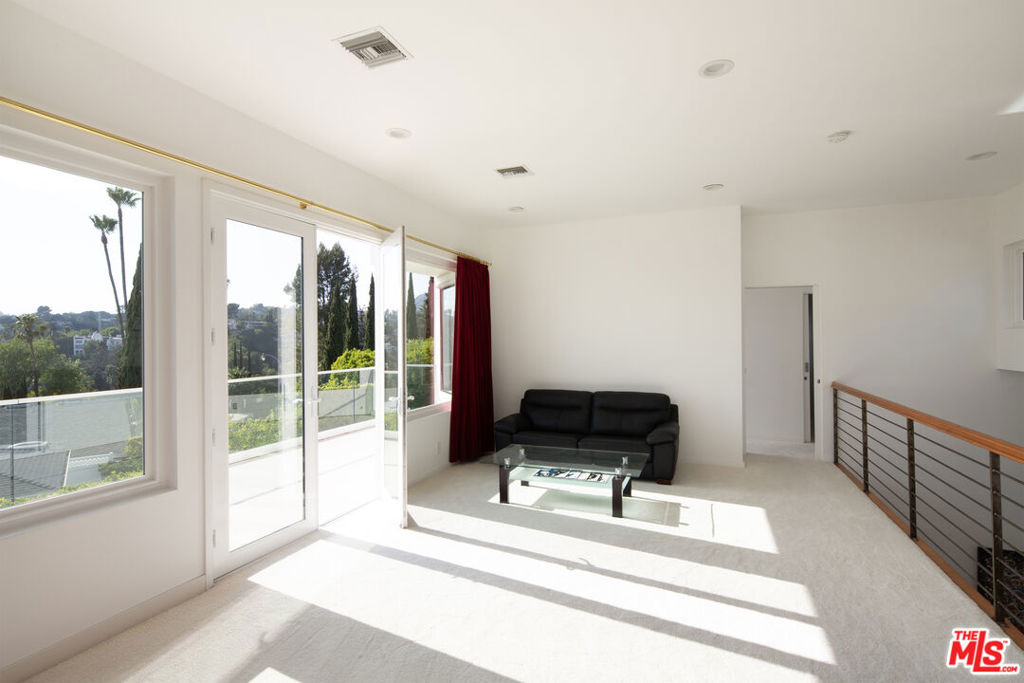 5518 Tuxedo Terrace Property Photo 16