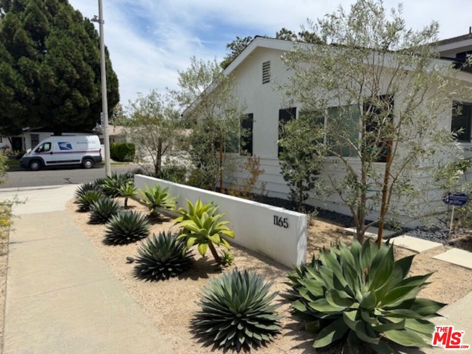 1165 Boise Way Property Photo 9