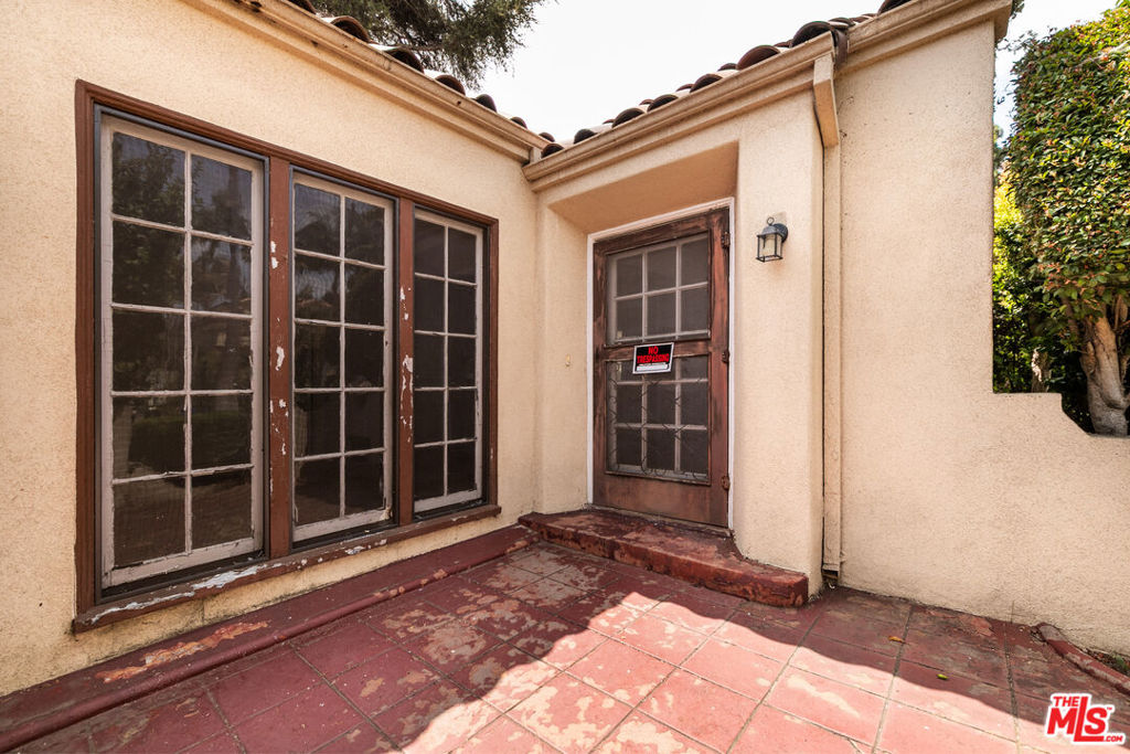 422 18th Street Property Photo 5