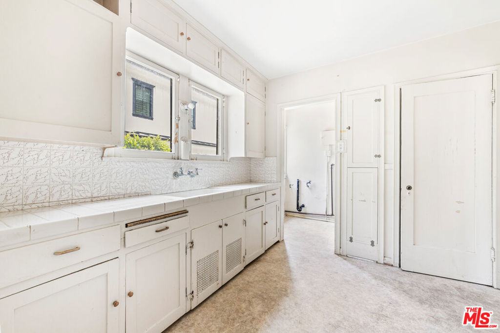 422 18th Street Property Photo 13