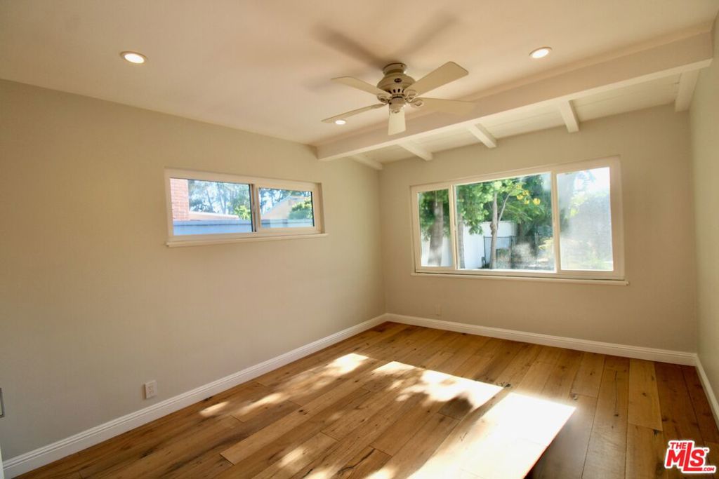 5415 Coldwater Canyon Avenue Property Photo 11