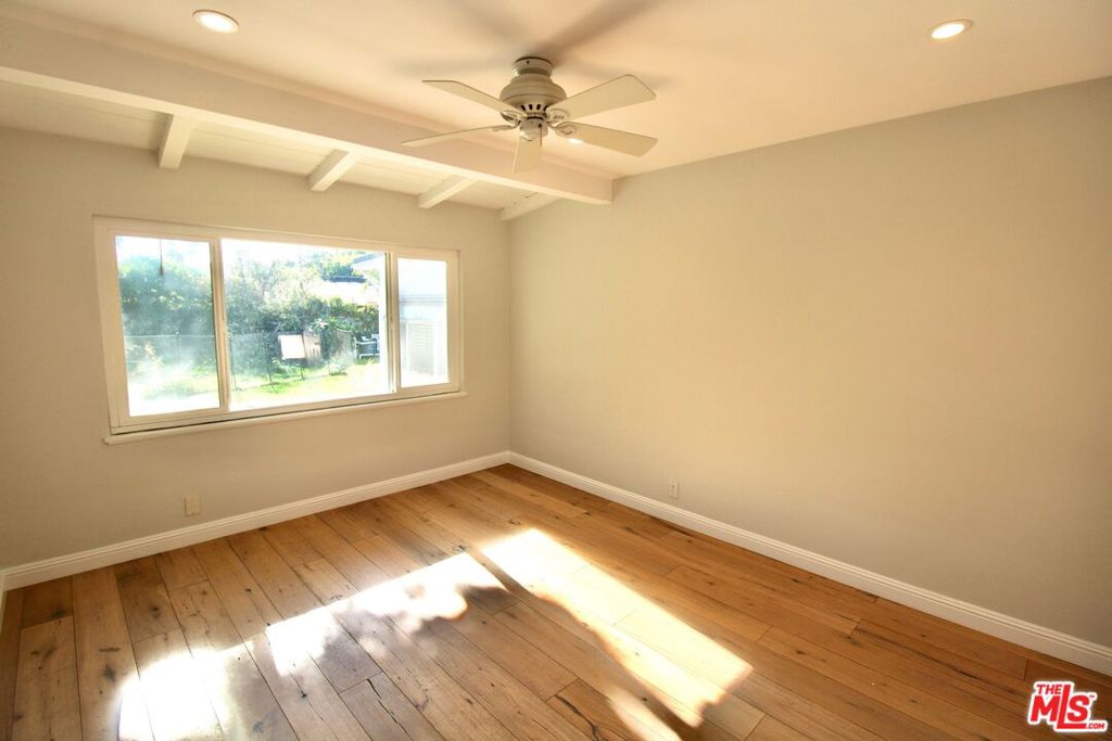 5415 Coldwater Canyon Avenue Property Photo 13