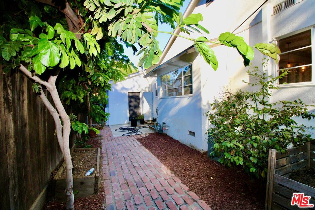 5415 Coldwater Canyon Avenue Property Photo 35