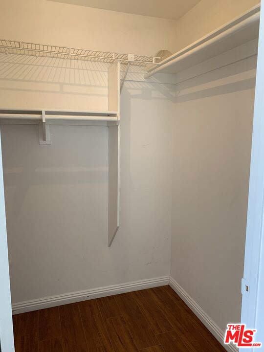 1943 Selby Avenue 101 Property Photo 5