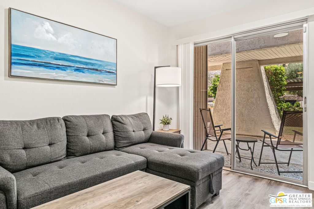 2875 N Los Felices Road 101 Property Photo 4