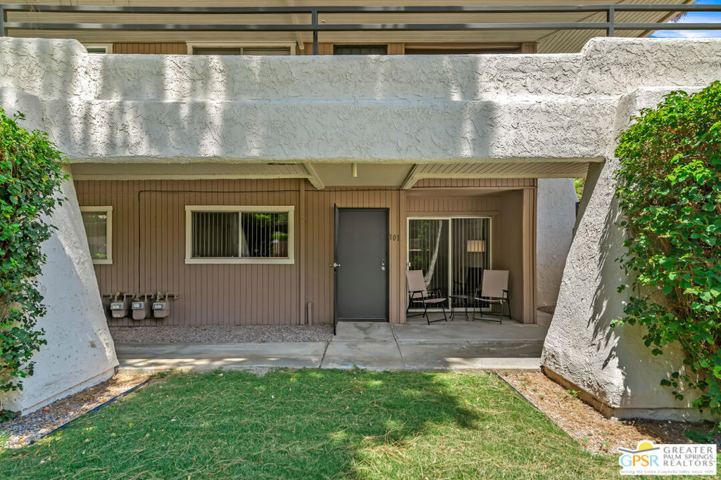 2875 N Los Felices Road 101 Property Photo 16