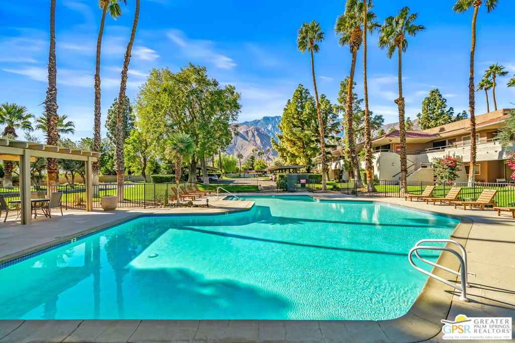2875 N Los Felices Road 101 Property Photo 23