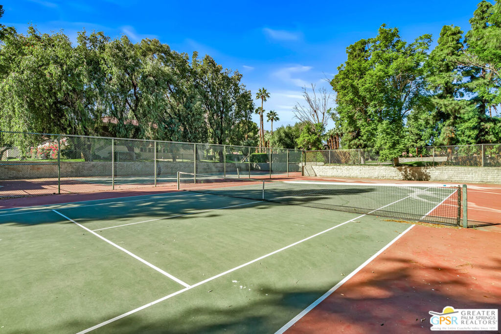2875 N Los Felices Road 101 Property Photo 28