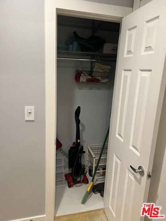 141 S Clark Drive 315 Property Photo 4