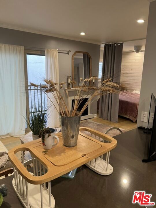 141 S Clark Drive 315 Property Photo 11
