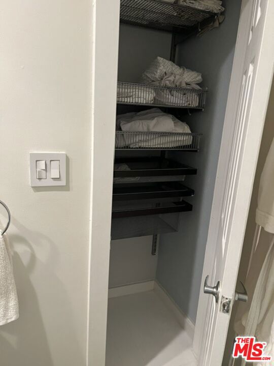 141 S Clark Drive 315 Property Photo 16