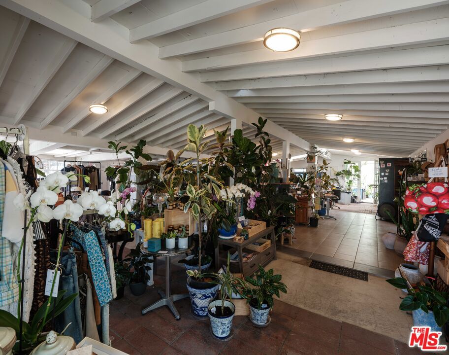 21201 Pacific Coast Highway Property Photo 12