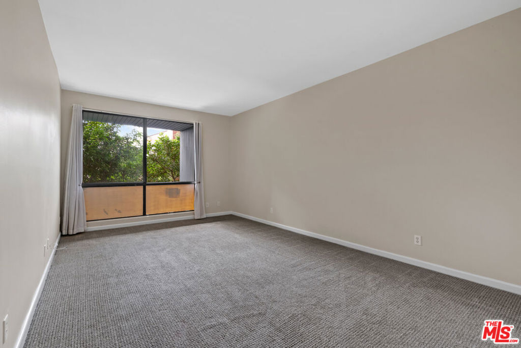 1830 Westholme Avenue 101 Property Photo 14
