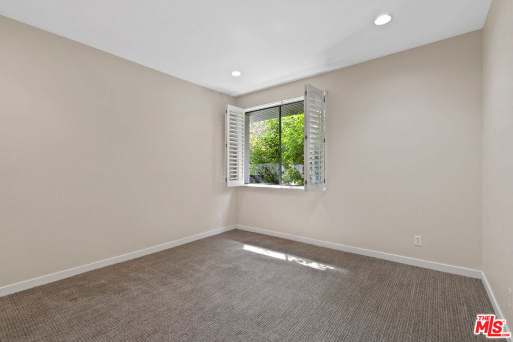 1830 Westholme Avenue 101 Property Photo 19