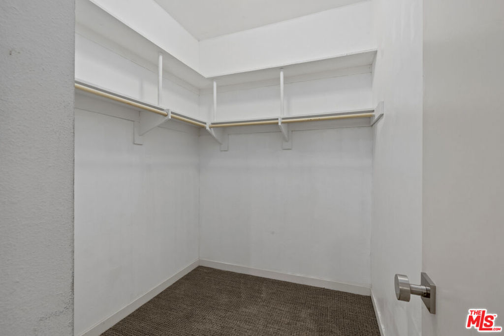 1830 Westholme Avenue 101 Property Photo 23