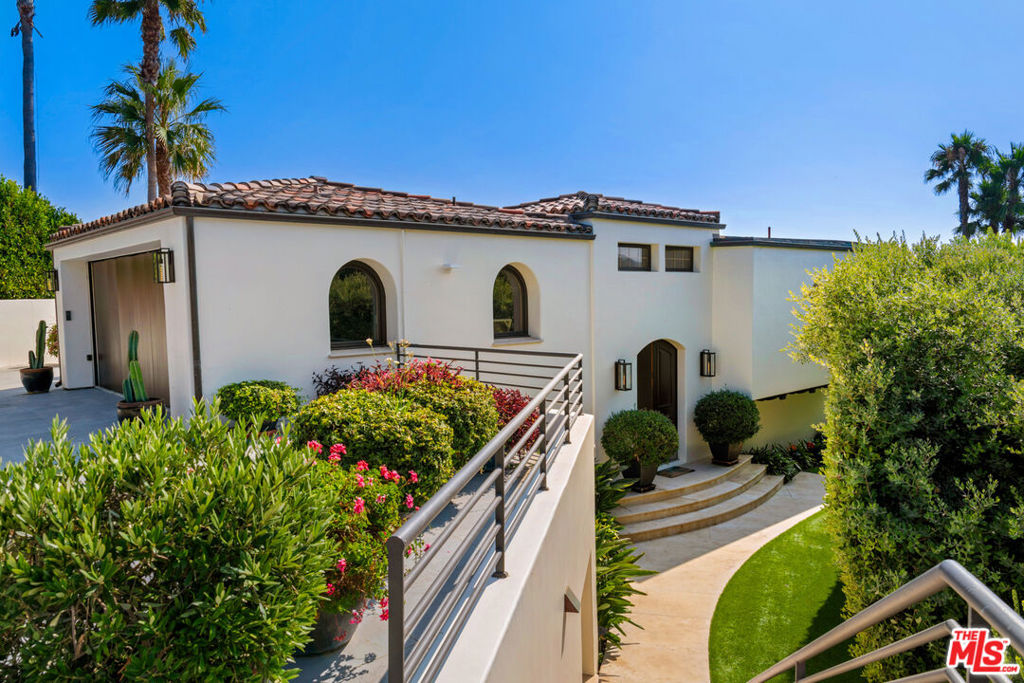 32804 Pacific Coast Highway Property Photo 3