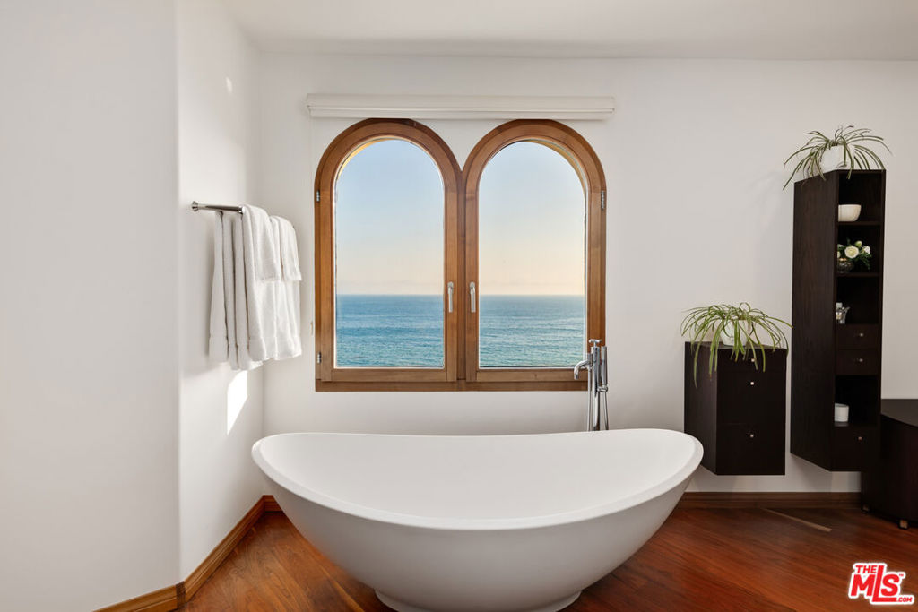 32804 Pacific Coast Highway Property Photo 15