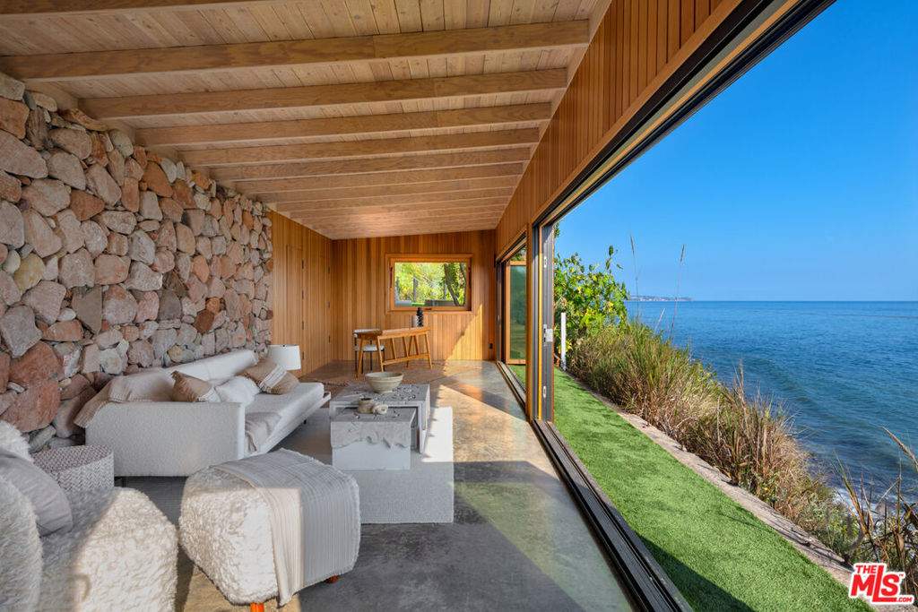 32804 Pacific Coast Highway Property Photo 19