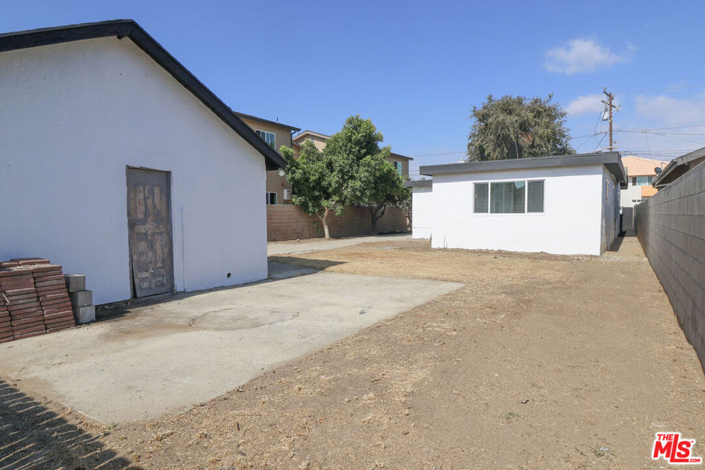 11125 S Osage Avenue Property Photo 30