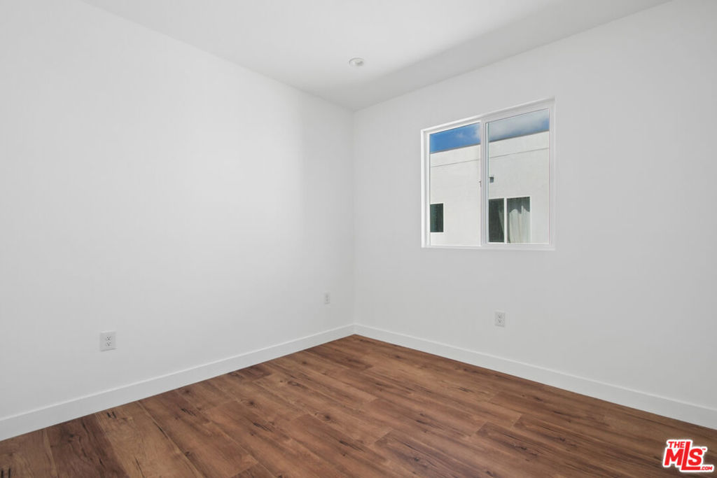 6336 Beck Avenue 2 Property Photo 16