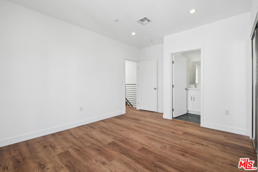6336 Beck Avenue 2 Property Photo 22