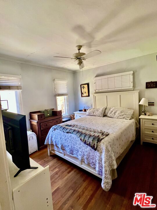 705 Superba Avenue Property Photo 9