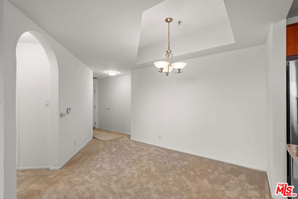 620 S Gramercy Place 301 Property Photo 11
