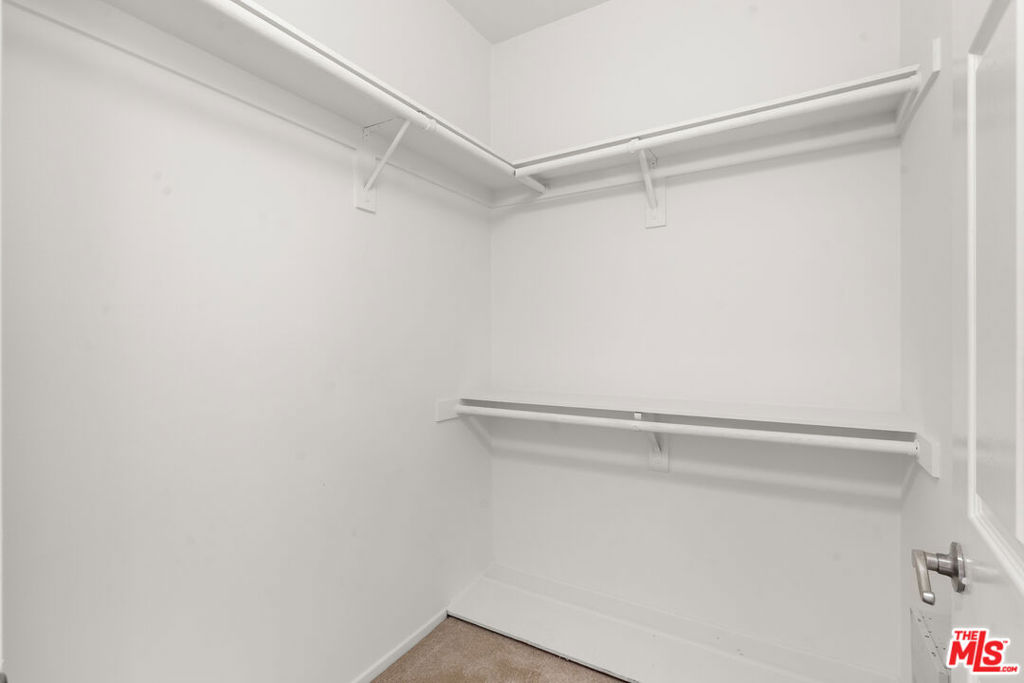 620 S Gramercy Place 301 Property Photo 23