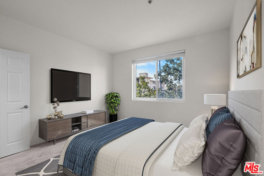 620 S Gramercy Place 301 Property Photo 27