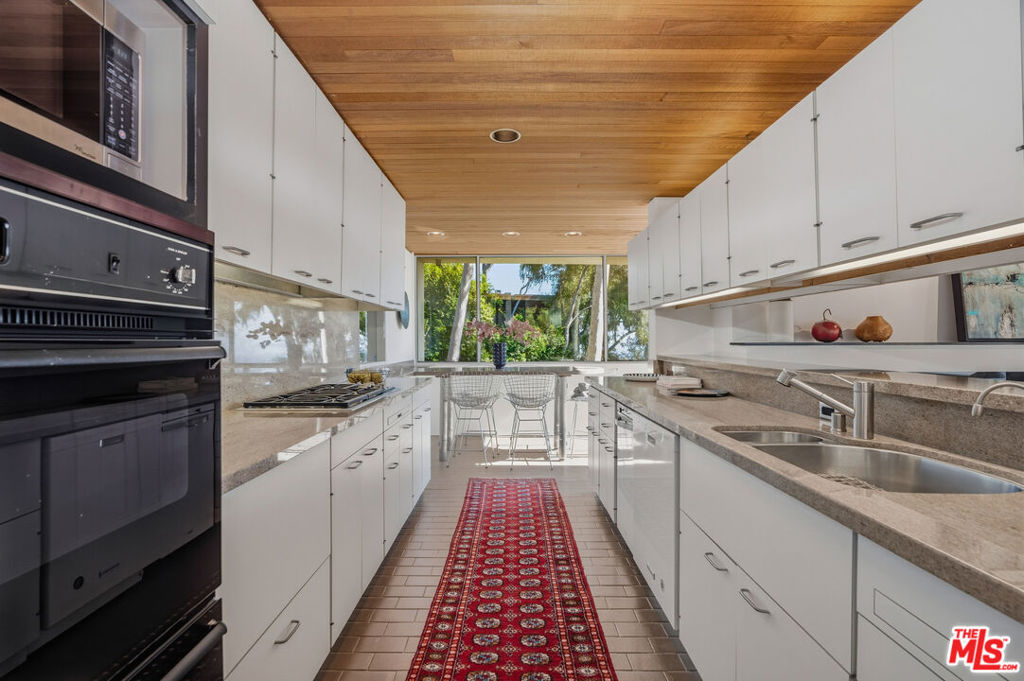 12268 Canna Road Property Photo 18