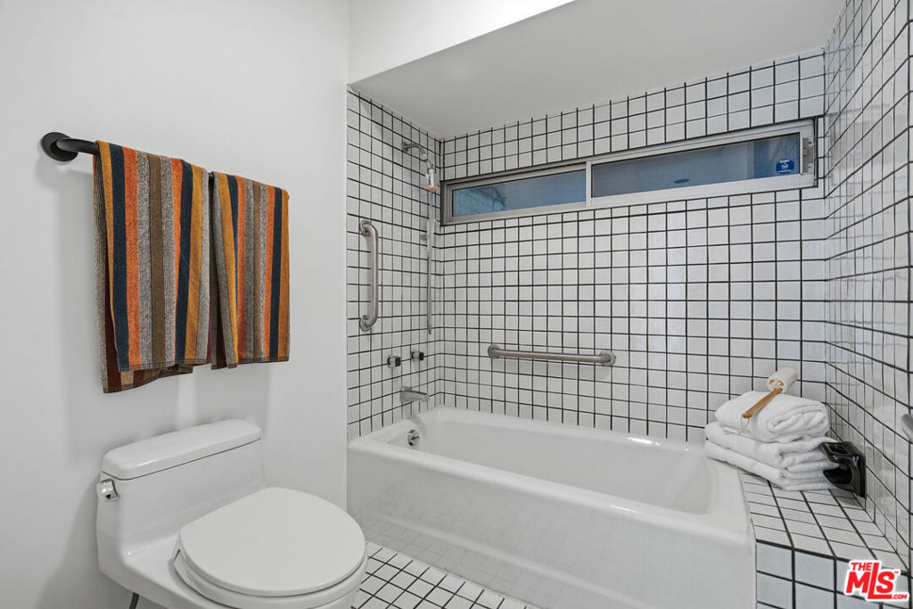 12268 Canna Road Property Photo 29