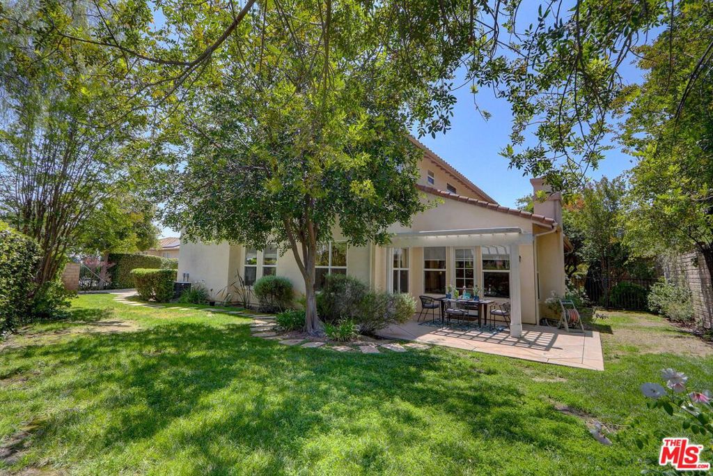 23863 Erin Place Property Photo 26