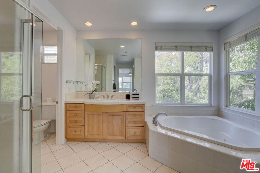 23863 Erin Place Property Photo 40
