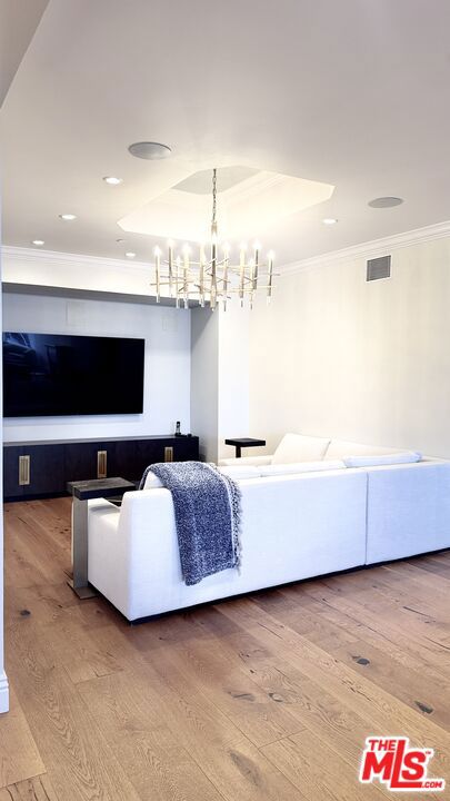 10724 Wilshire Boulevard 1605 Property Photo 8
