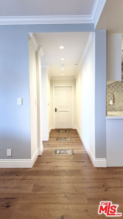 10724 Wilshire Boulevard 1605 Property Photo 25
