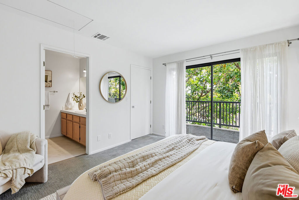 1802 20th Street B Property Photo 15