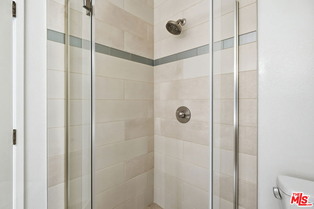 1802 20th Street B Property Photo 19