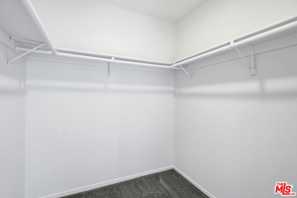 1802 20th Street B Property Photo 20