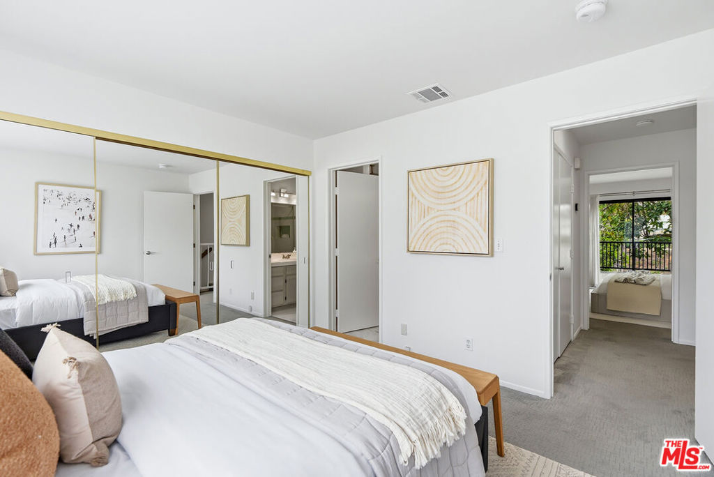 1802 20th Street B Property Photo 22