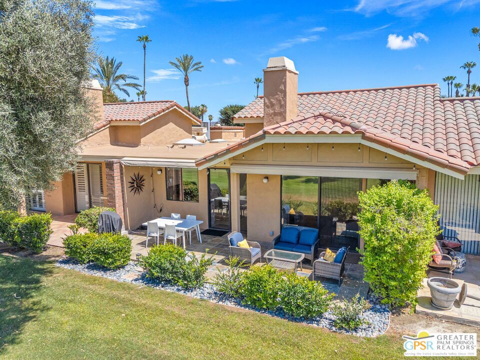 302 Villena Way Property Photo 1