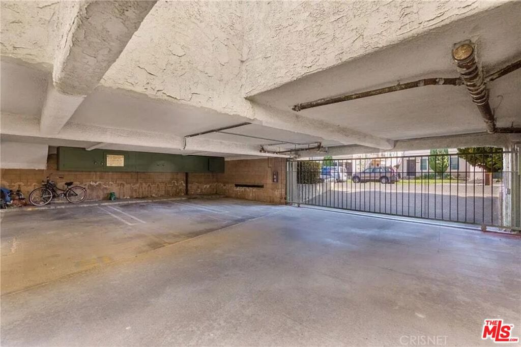 4350 Berryman Avenue 10 Property Photo 19