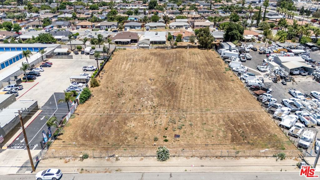 17440 Foothill Boulevard Property Photo 1