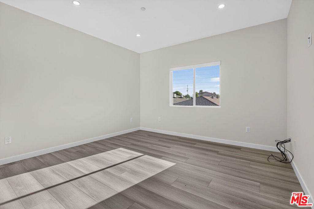 1809 N Avon Street 201 Property Photo 21